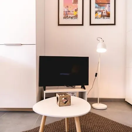 Apartment Aniciaca - Recent With Private And Secure Parking Annecy
